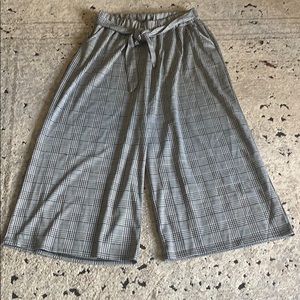 Cropped Wide Leg Dress Pants